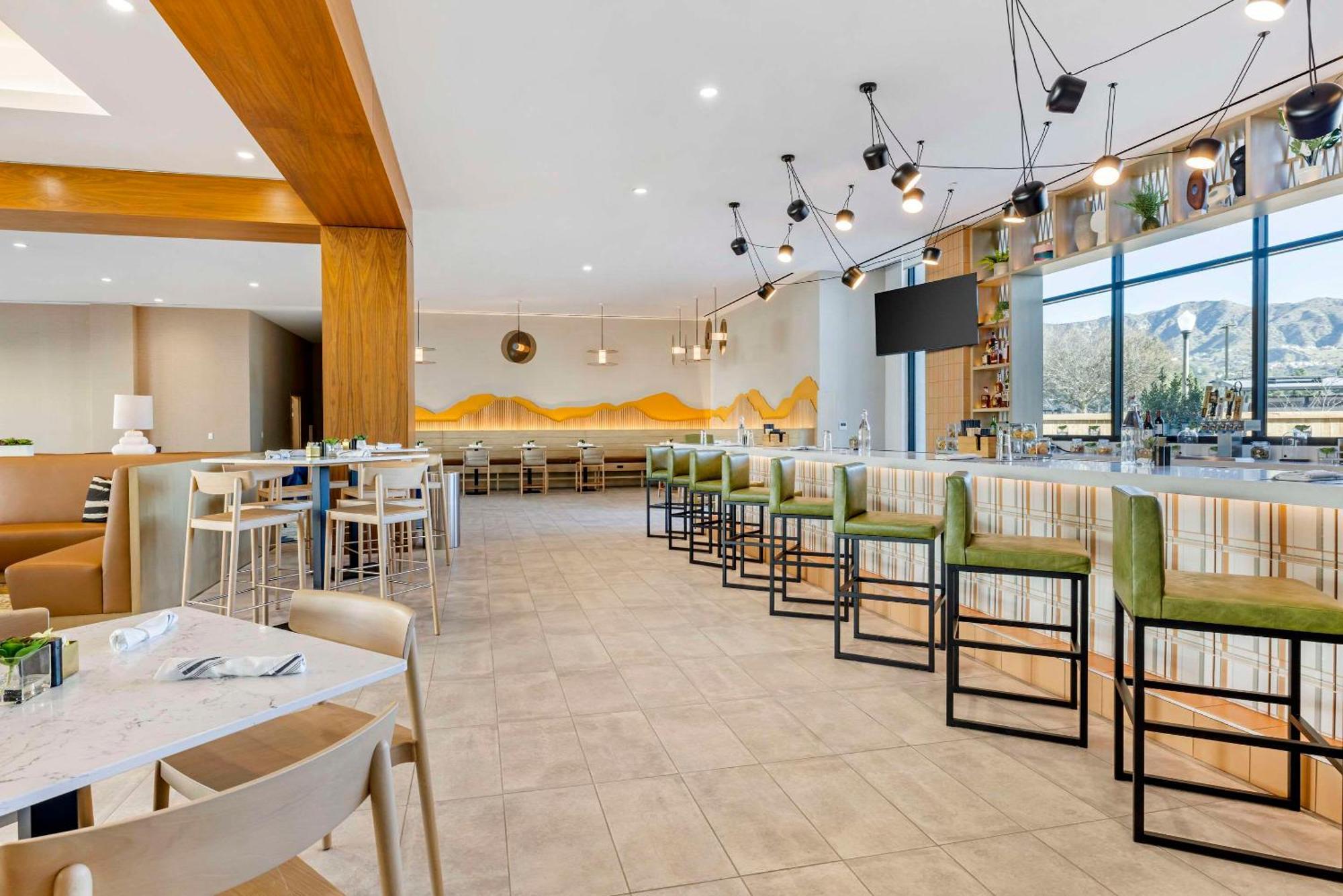 Cambria Airport Hotel Burbank
