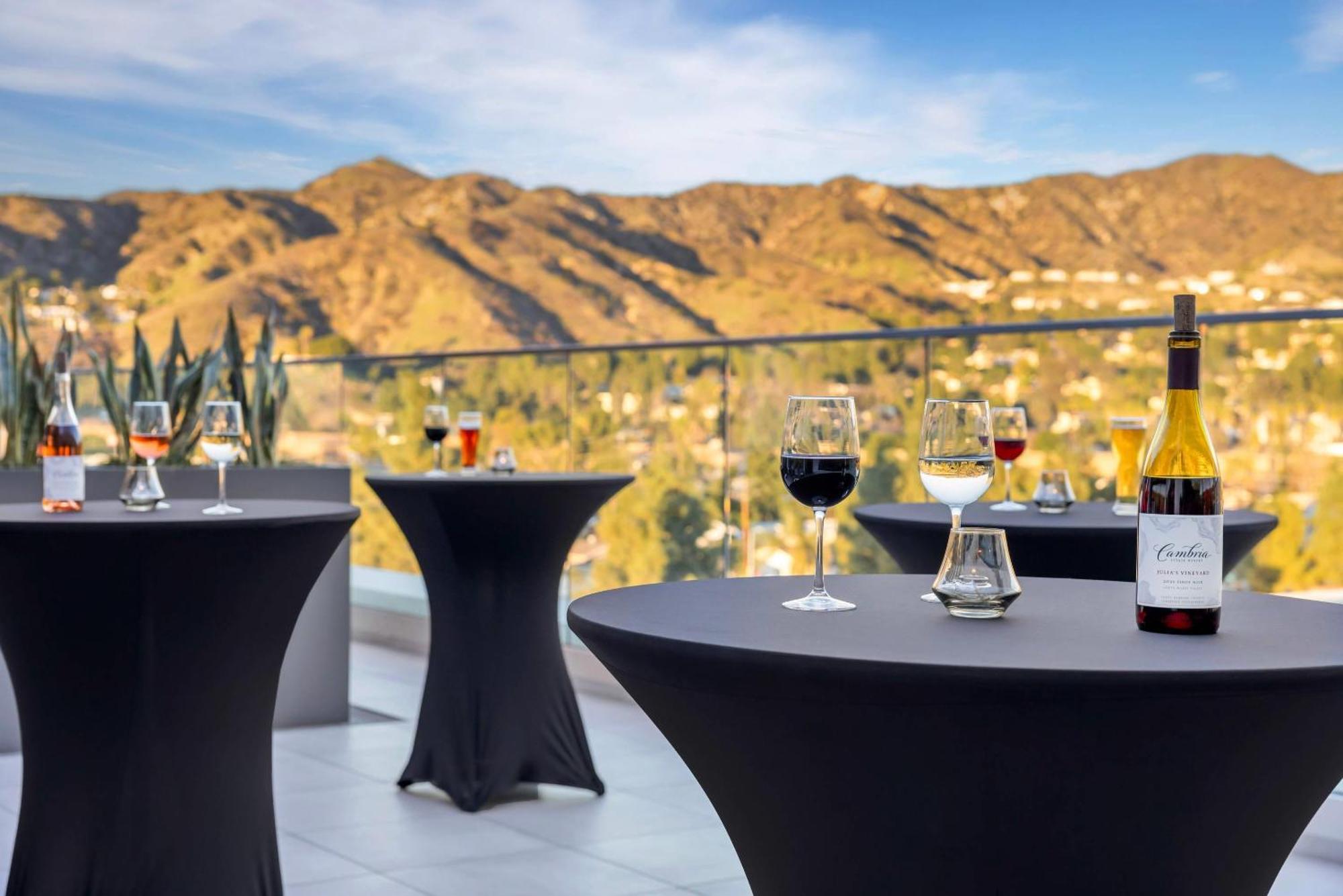 Cambria Airport Hotel Burbank