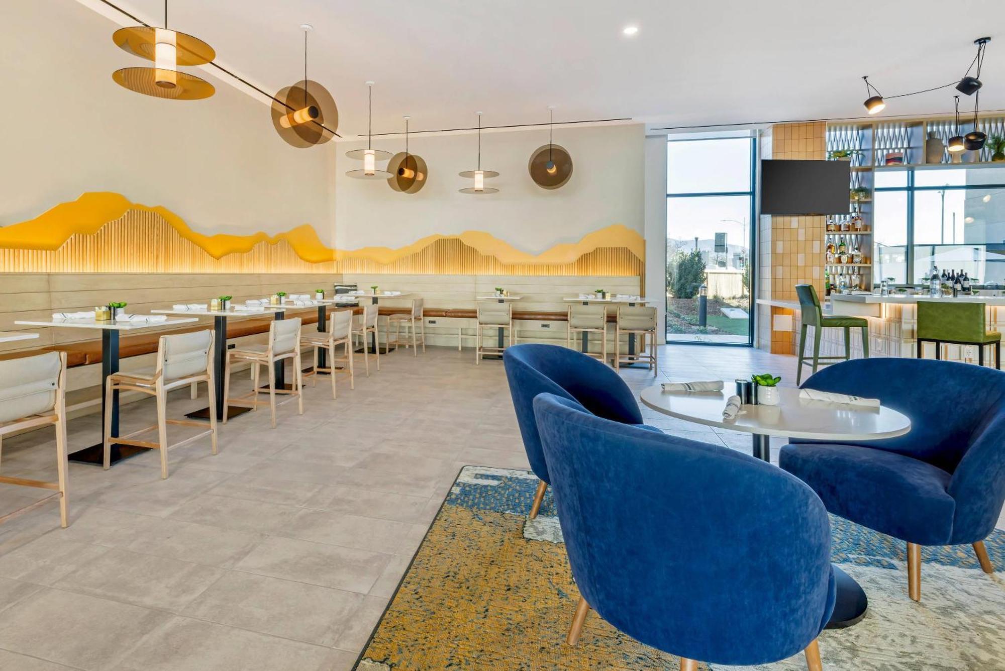 Hotel Cambria Airport Burbank