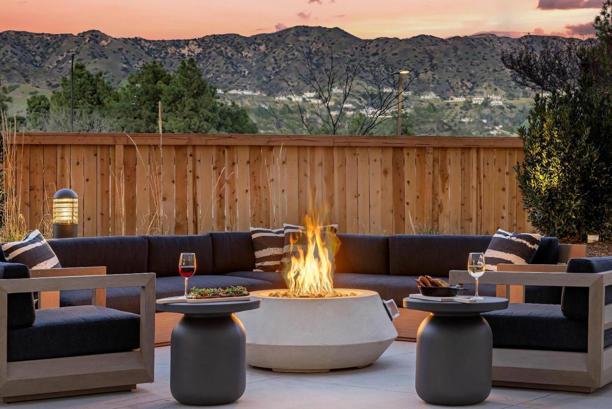 Cambria Airport Hotel Burbank