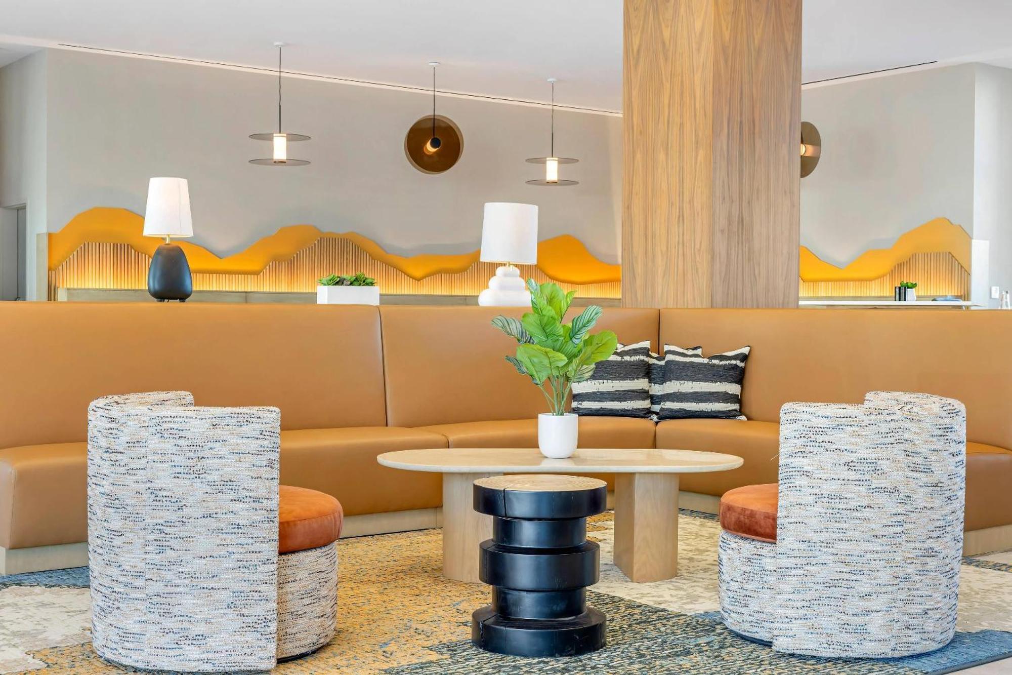 Cambria Airport Hotel Burbank